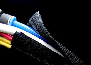 acheter Couleur à fermeture automatique de noir d'enveloppe de câble de Velcro tressé avec la bonne évolutivité fabrication en ligne